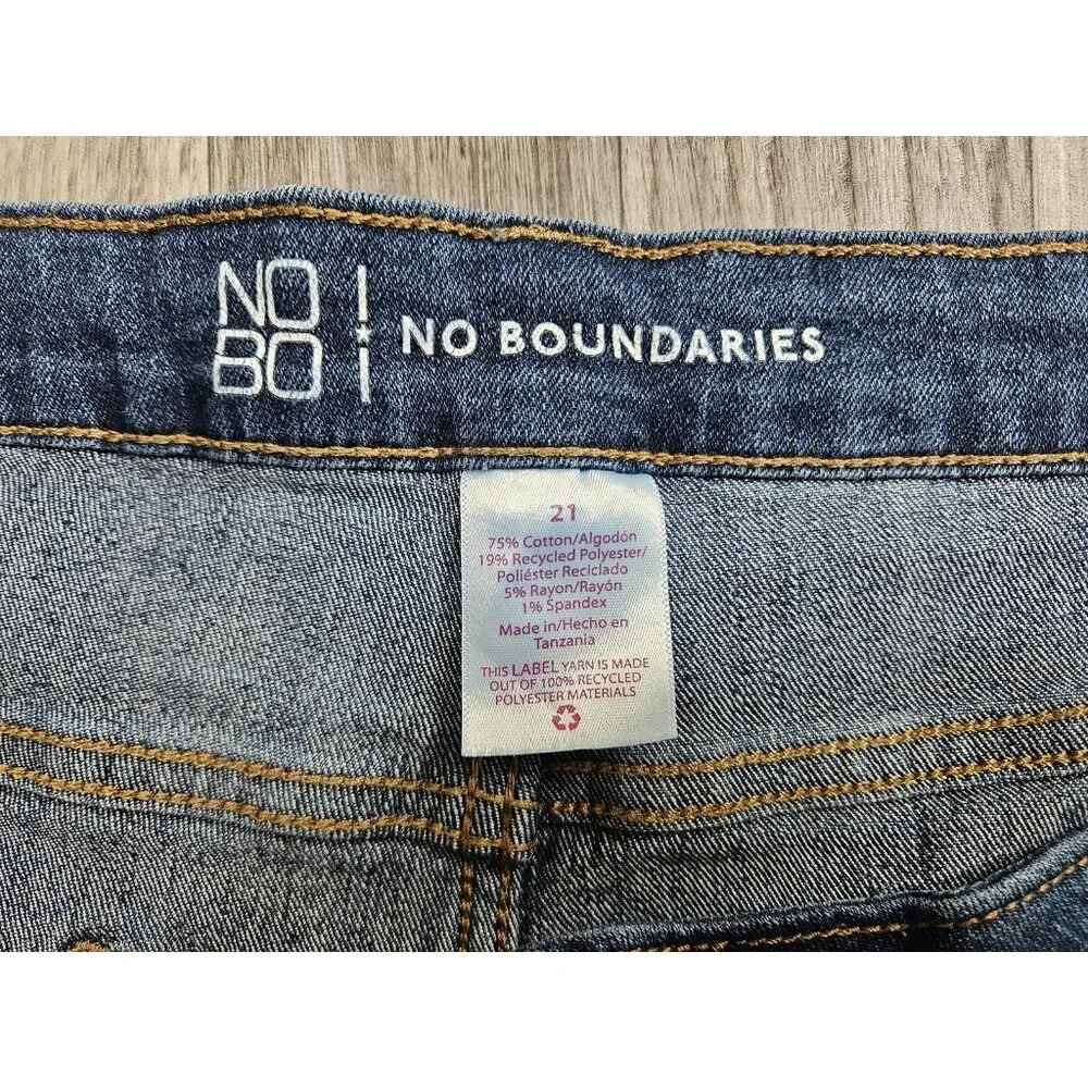 (3/$35) No Boundaries Juniors 21 Blue High Rise Straight Leg‎ Denim Stretch